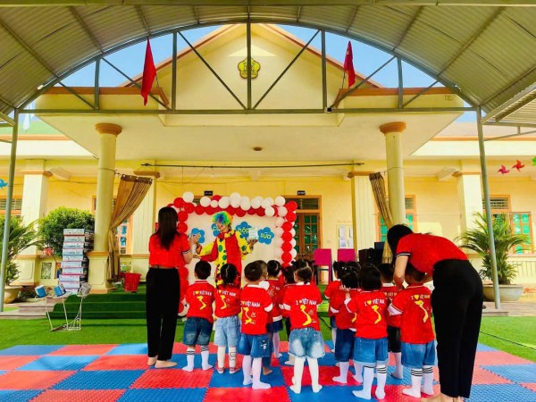 Sinh hoạt chuyên môn cụm